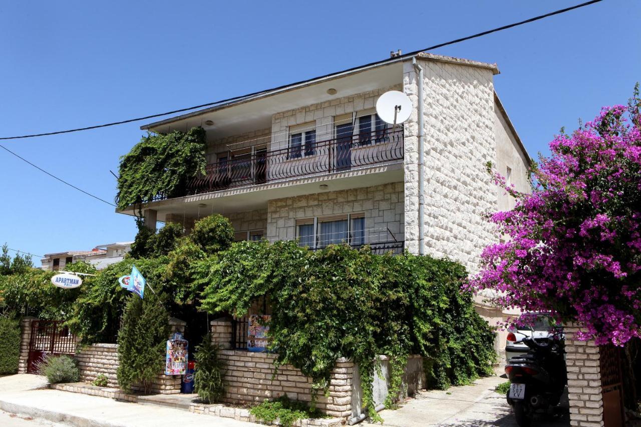 Apartments By The Sea Vinisce, Trogir - 4892 Exterior photo